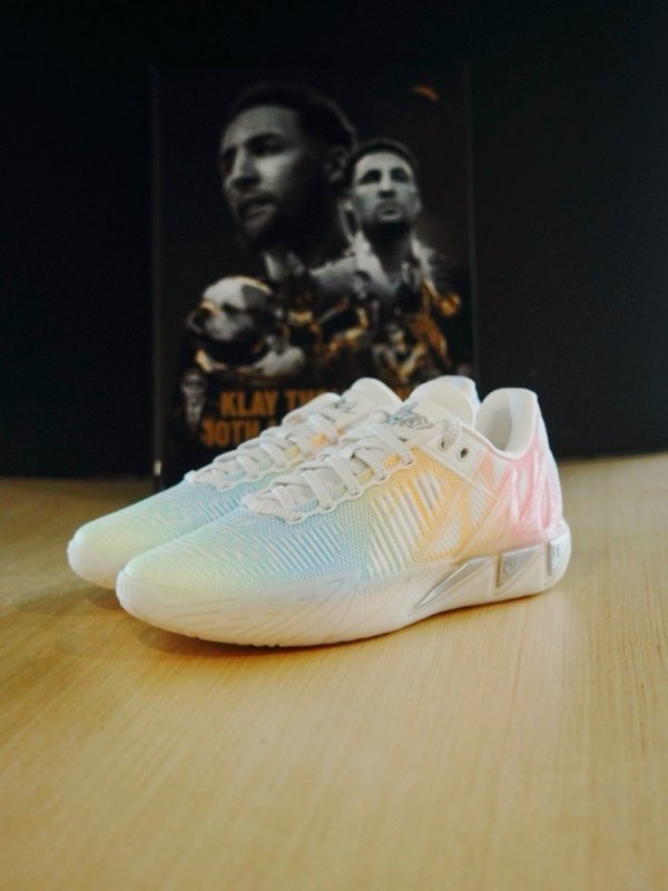 Nó đã là thế hệ thứ 11! Sneaker Media tiết lộ đôi giày chữ ký thế hệ thứ 11 của Klay KT 11
